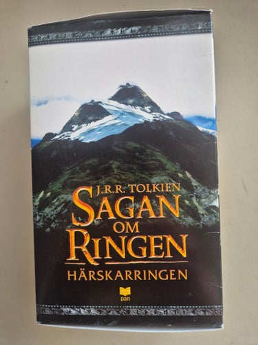 Sagan om Ringen av J.R.R. Tolkien, HÄRSKARRINGEN