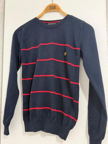 Lyle & Scott mörkblå, röd tröja, storlek S