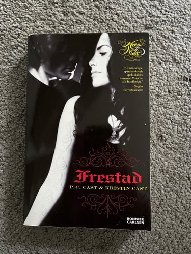 House Of Night Frestad av P.C. Cast & Kristin Cast