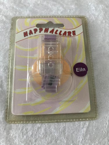 Napphållare med Namn " EILN "