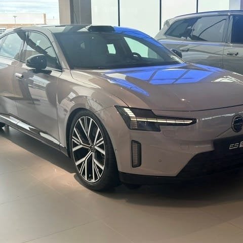 Volvo ES90 Single Motor Extended Range Ultra