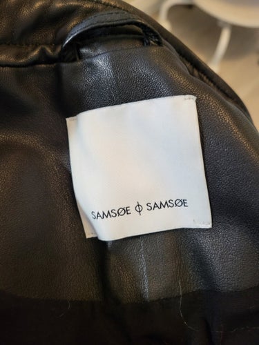 Samsøe Samsøe svart skinn jacka storlek M