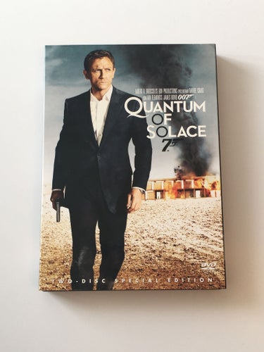 Quantum of solace (2-disc). Beg. DVD