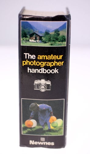 The Amateur Photographer Handbook by Newnes (1984)-2nd Edition-English-1.1kg