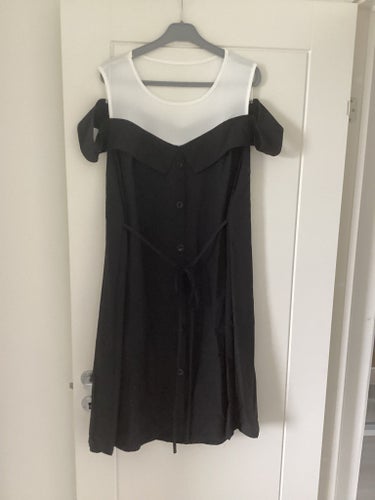 Svart/Vit Klänning STL XL NY
