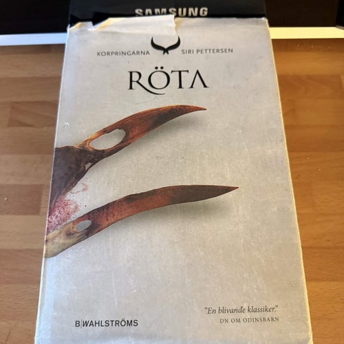 Röta – Siri Pettersen (Inbunden / Korpringarna del 2 / Fantasy)