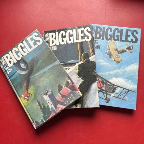3 BIGGLES W.E. Johns 1981