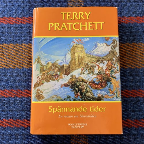 Spännande tider | BOK | Terry Pratchett Wahlströms Fantasy Skivvärlden