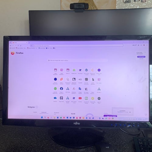 Fujitsu bildskärm
