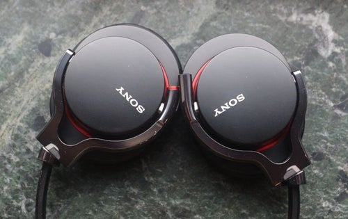 Sony MDR-1R Hörlurar