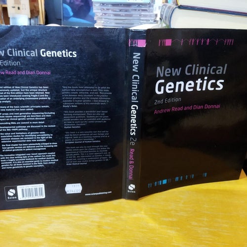 New Clinical Genetics Andrew Read, Dian Donnai. Bok. Very Fine plus