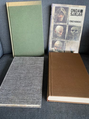 Eino Hanski - Samling om 4 böcker: Onda Själar (1981), Timmar av Frihet (1975),