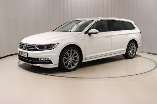 Volkswagen Passat 2.0 TDI 190hk R-Line Executive Aut Drag Kamera Värmare