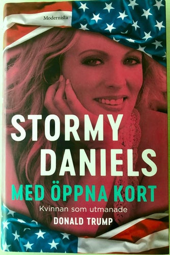 MED ÖPPNA KORT KORT Kvinnan som utmanade Trump Stormy Daniels 2019