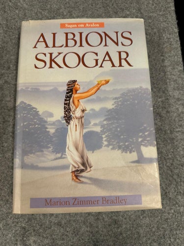 Marion Zimmer Bradley - Albions skogar