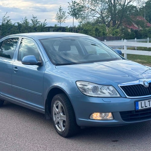 Škoda Octavia 2.0 TDI DPF Manuell ny besiktad Dragkrok Euro 5