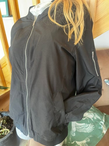 REA: Svarta Weekday GALAXY jeans 30+ Pull&Bear bomberjacka L