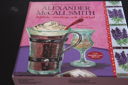 CD-bok: Kärlek, vänskap och choklad - Alexander McCall Smith