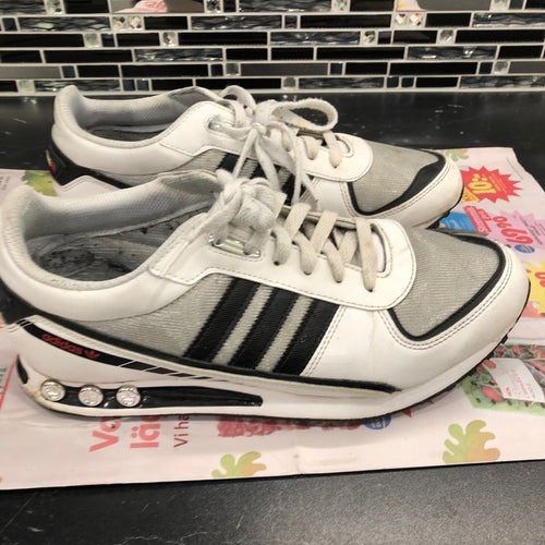 Adidas skor