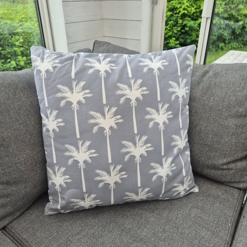Kuddfodral inkl. innerkudde från H&M Home