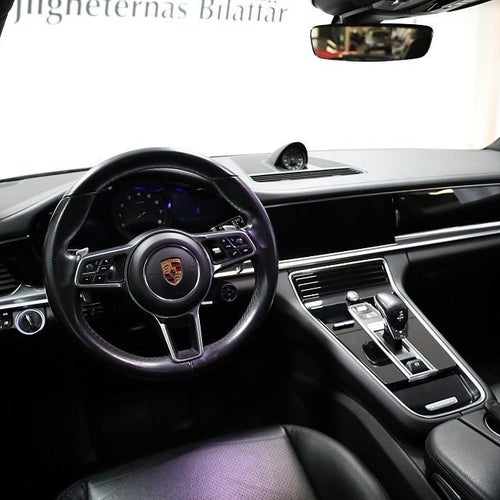 Porsche Panamera 4 Sport Turismo PDK, 330hk, 2018