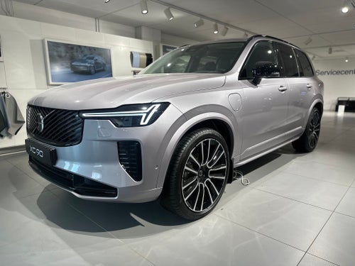 Volvo XC90 T8 Ultra Dark