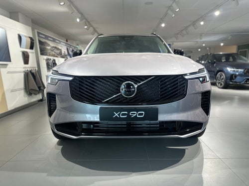 Volvo XC90 T8 Ultra Dark