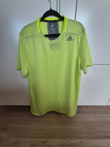 Adidas gul t-shirt, storlek L