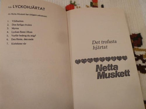 DET TROFASTA HJÄRTAT, N. MUSKETT, 1976,  BÖCKER