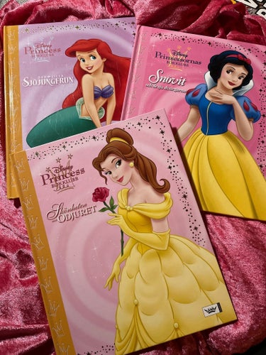Disney Princess Bokklubb: Den lilla sjöjungfrun, Snövit och de sju dvärgarna,
