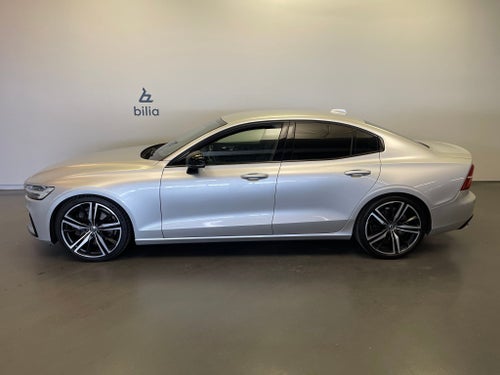 Volvo S60 T5 R-Design / Dragkrok / Teknikpaket / Harman Kardon /