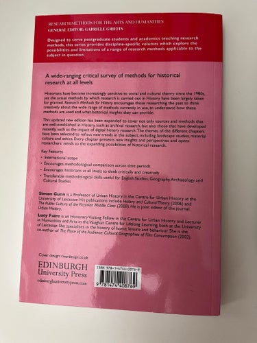 Bok Research Methods for History andra upplagan av Lucy Faire & Simon Gunn