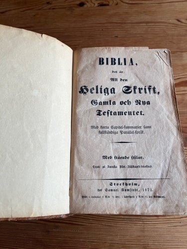 Bibel Det är All den Heliga Skrift, Gamla och Nya Testamentet. Samlar antik