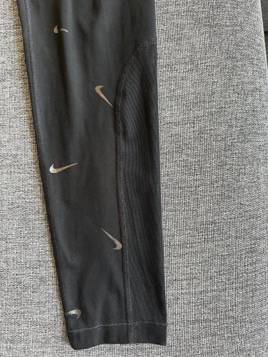 Nike Pro svarta träningstights stl M