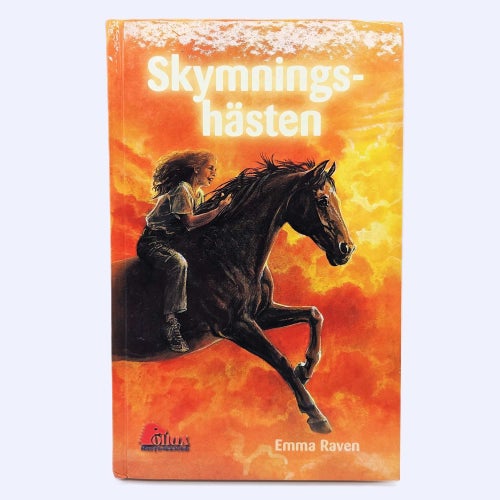 Skymningshästen - Emma Raven