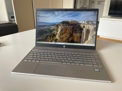 HP Pavilion Laptop 15” i3-8130U | 8GB RAM | 238GB SSD | WIN 11