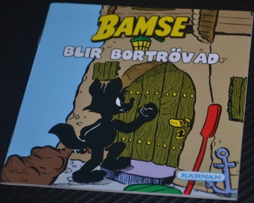 Liten bok kärnan Bamse Blir bortrövad