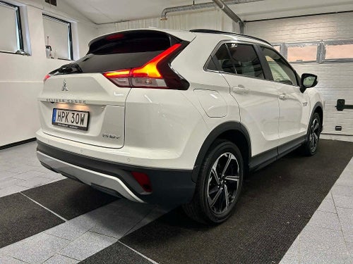 Mitsubishi Eclipse Cross PHEV 2.4 MIVEC 188 hk S-AWC Fleet Edition Nyservad MOMS