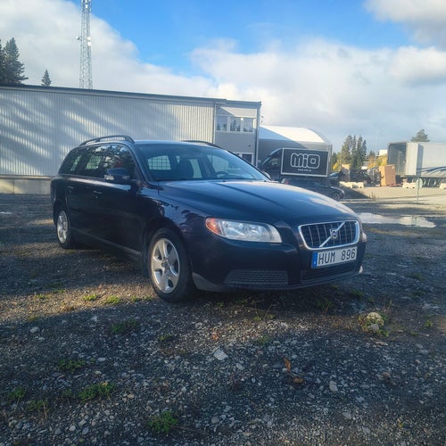 Volvo V70 2.0F A-Traktor