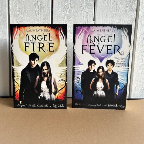 L.A. Weatherly - The Angel Trilogy - Angel Fire & Angel Fever - Häftade Engelska