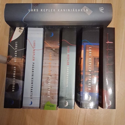 Lars Kepler bok 1-6 om Joona Linna + Playground