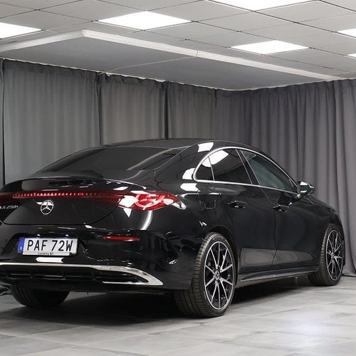 Mercedes-Benz CLA 250+ AMG Line Premium Drag Rattvärme Keyless Panorama