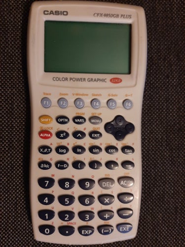 Casio CFX-9850GB PLUS Grafikräknare