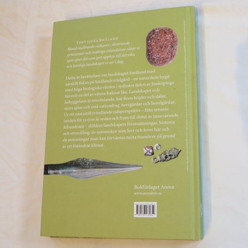 I det ljusa Småland av Olof Kärrlander och Marie Hafström, 2019