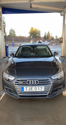 Audi A4 Sedan 2.0 TDI quattro
