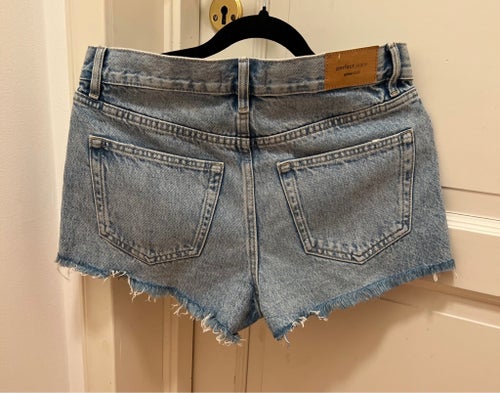 Perfect jeans blå shorts, storlek 34