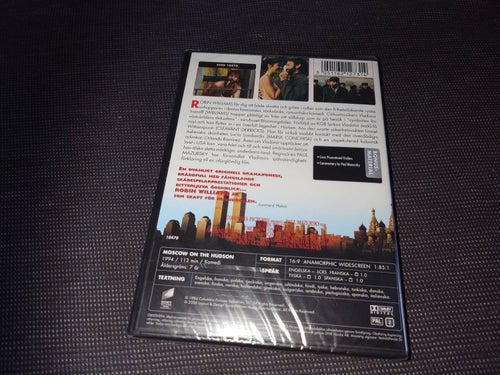En ryss i New York (inplastad), av Paul Mazursky med Robin Williams