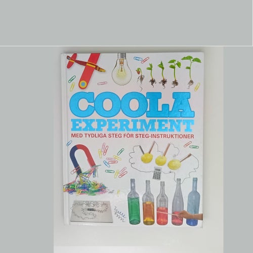 Coola Experiment av Georgina Andrews, 2010