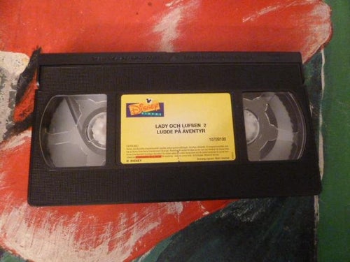LADY OCH LUFSEN 2, LUDDE PÅ ÄVENTYR, VHS, BARNFILM,