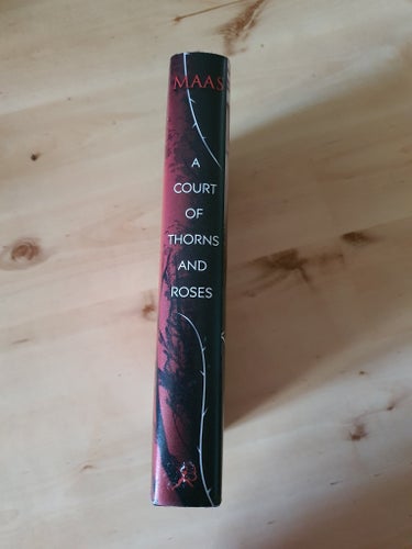 A court of thorns and roses - Sarah J maas